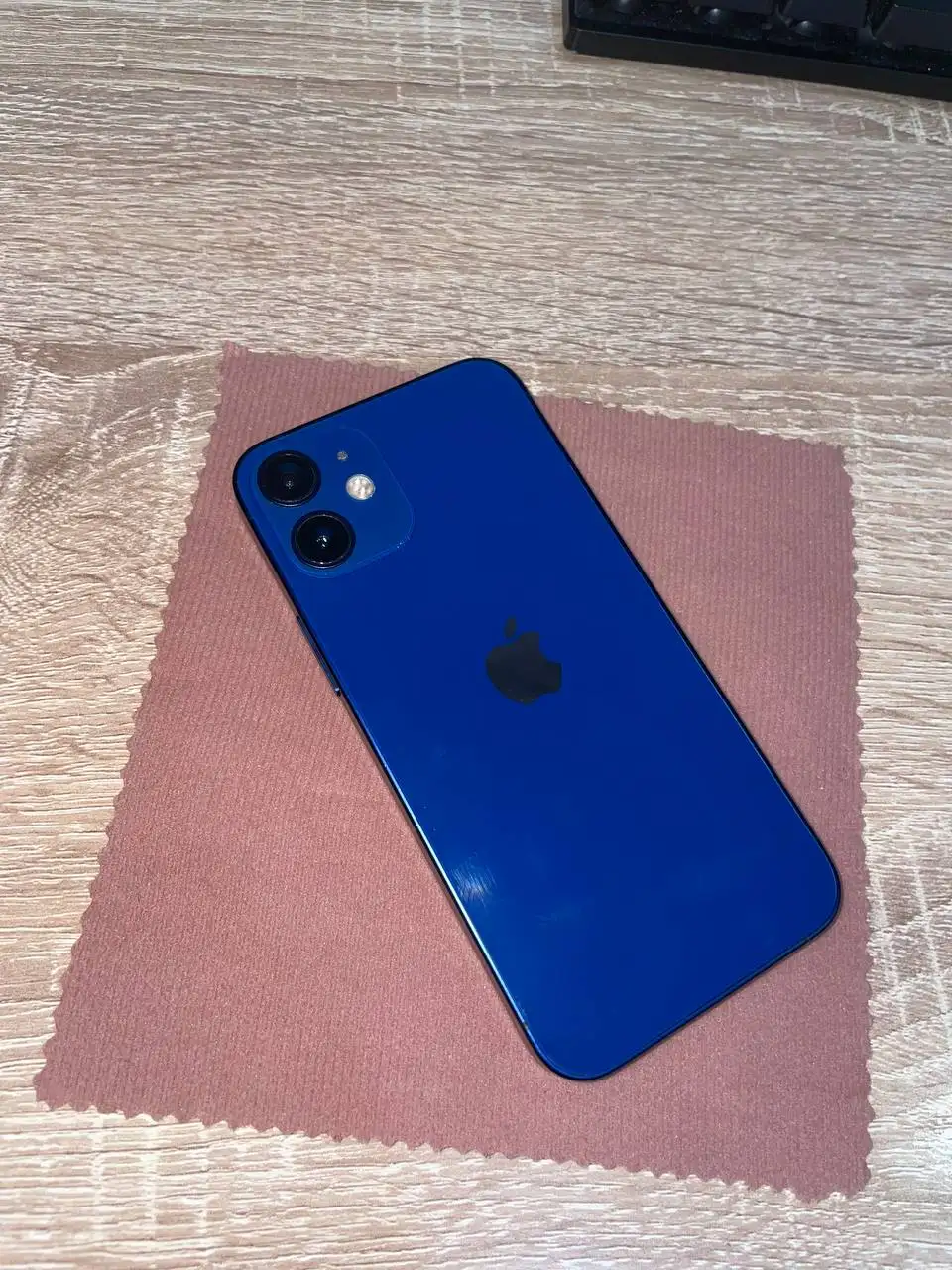 Продам iPhone 12 mini в отличном состоянии - Смартфоны (Электроника) в Братск