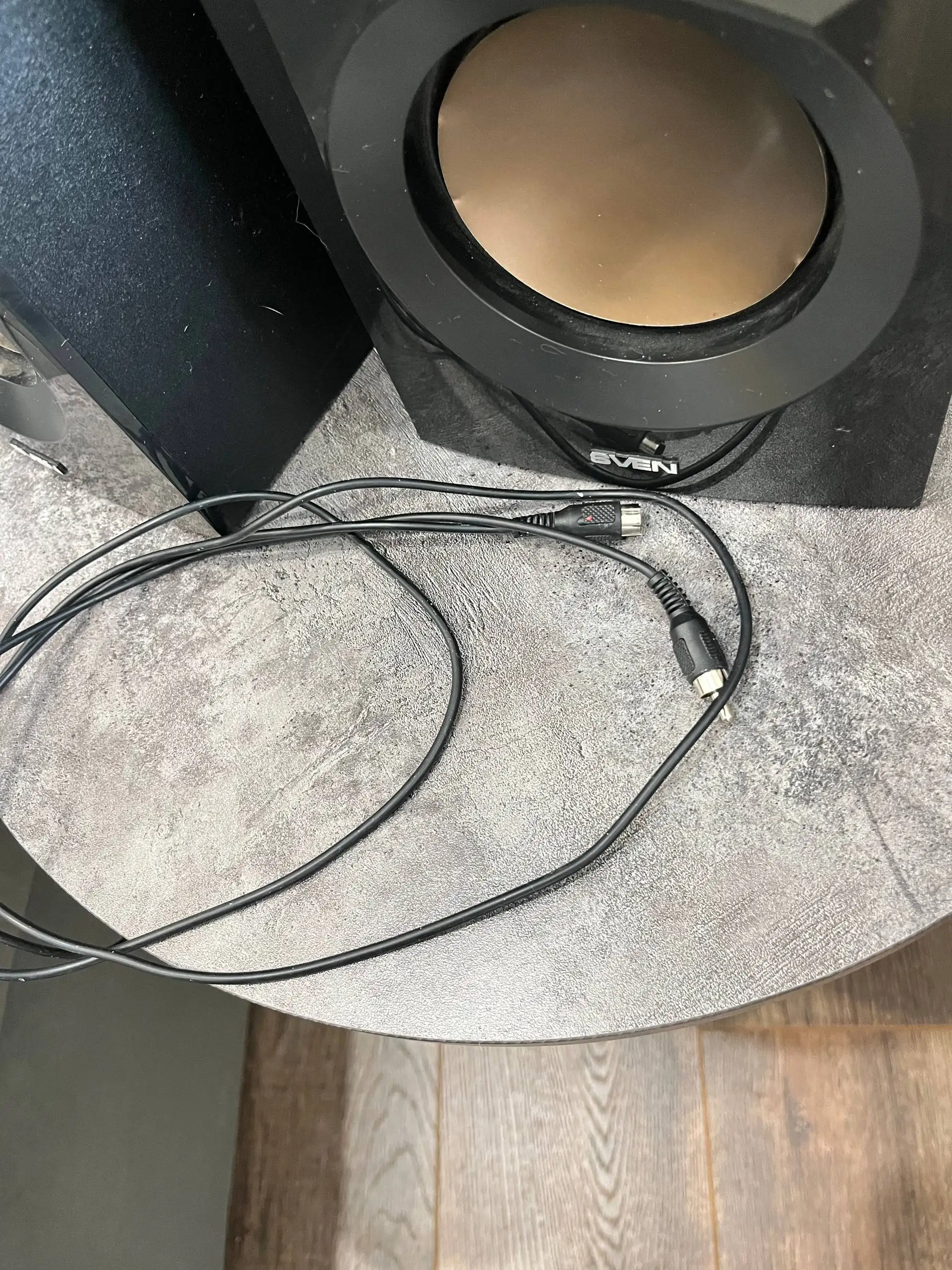Колонки Bluetooth - Аудиотехника (Электроника) в Братск