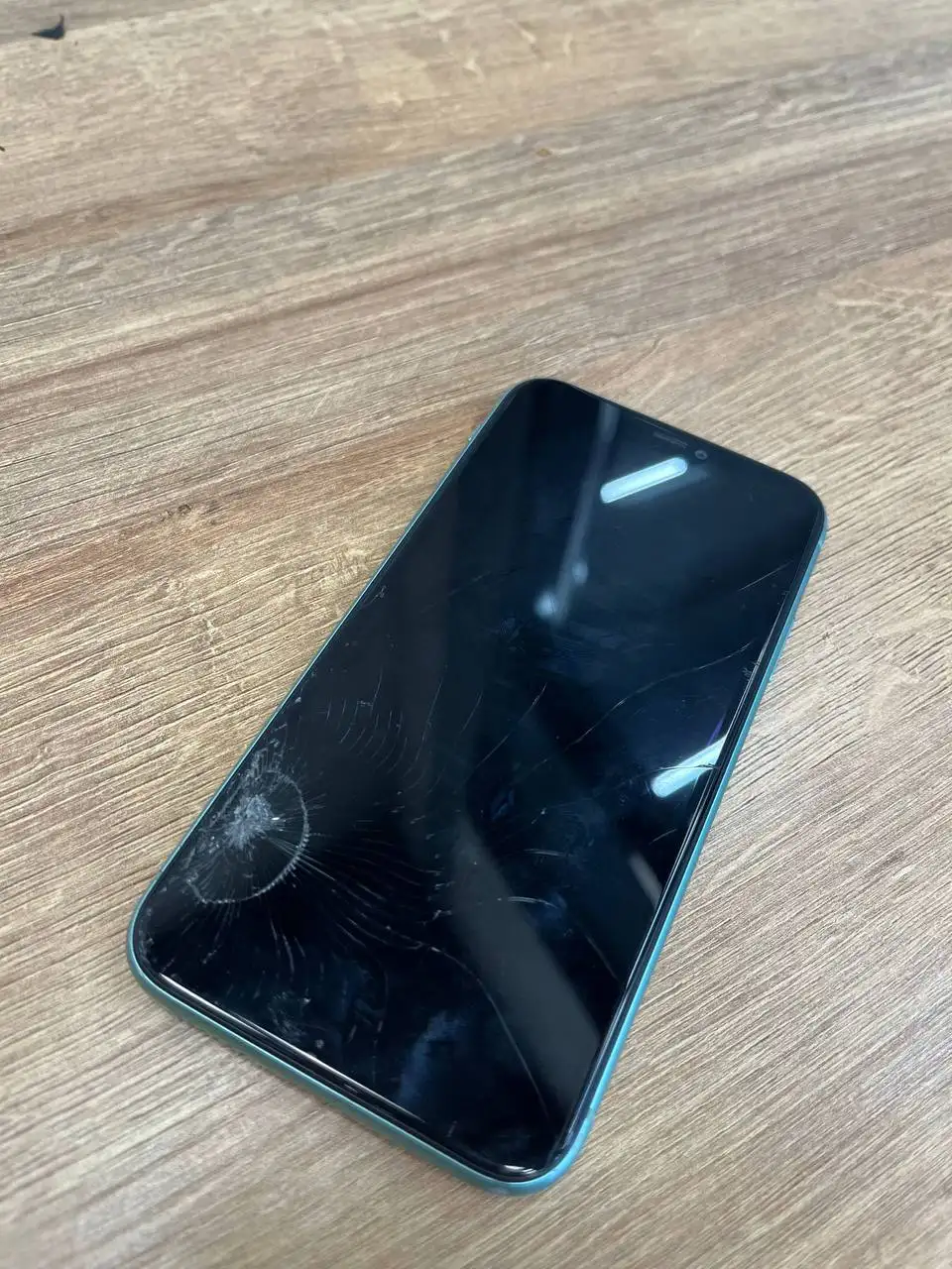 Продам iPhone 11 128GB - Смартфоны (Электроника) в Братск