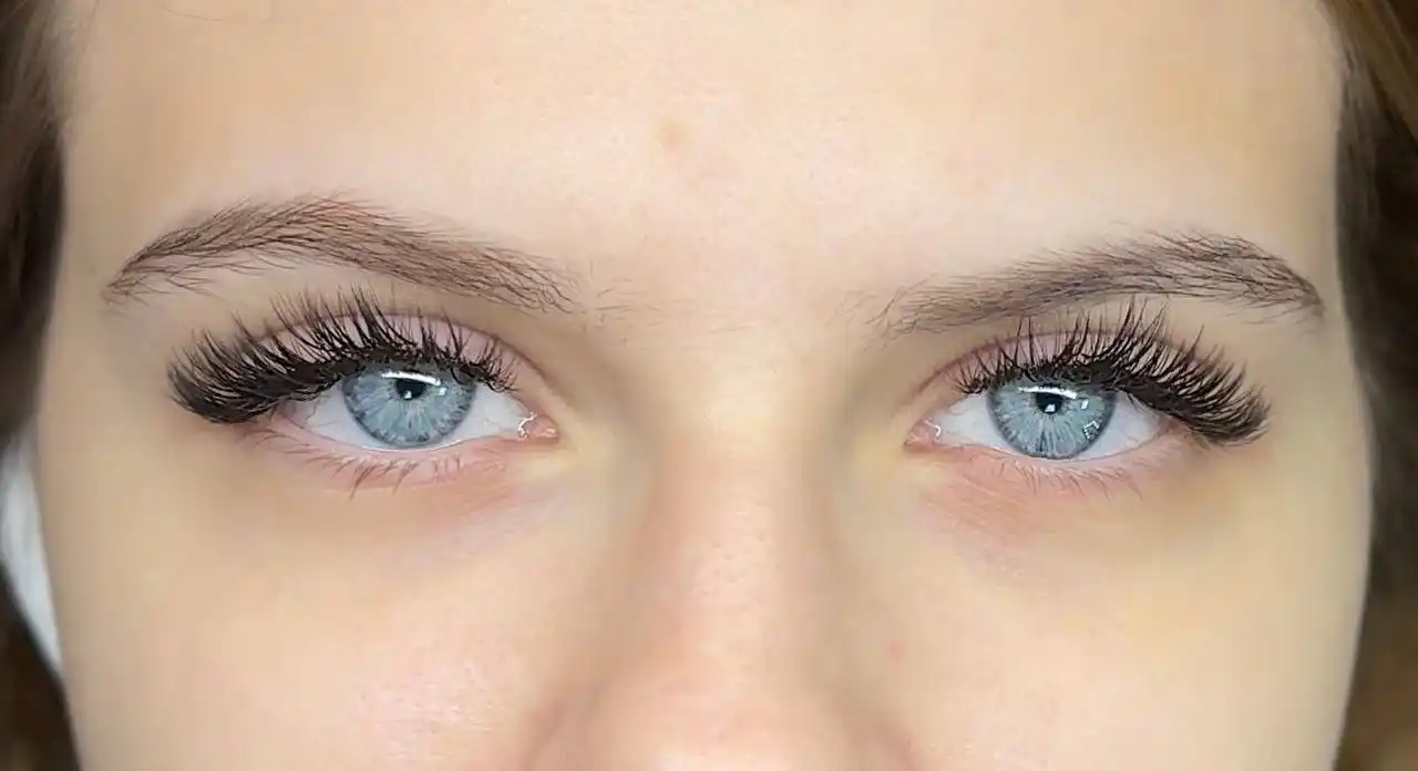 Наращивание ресниц мастером Мариной