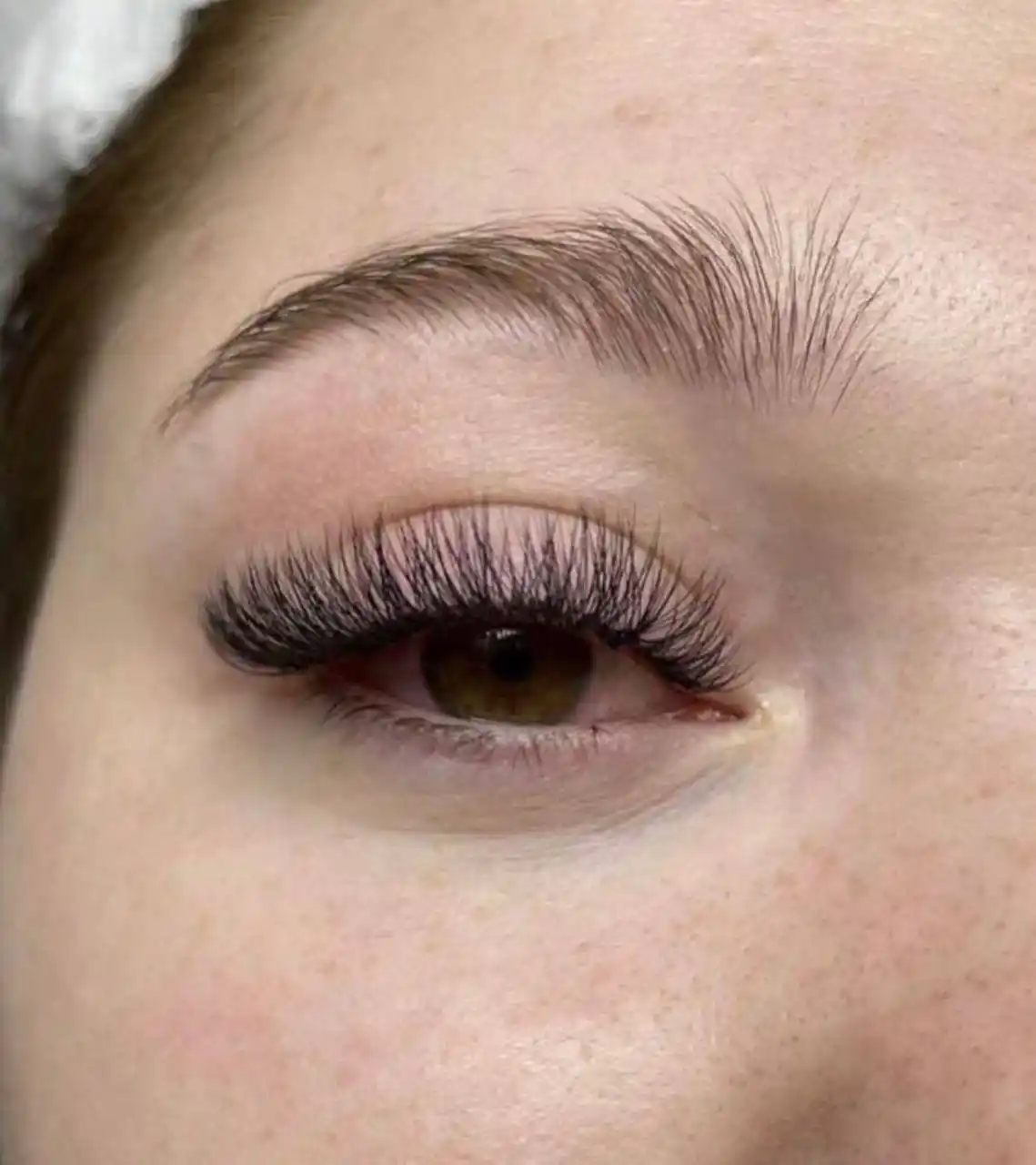 Наращивание ресниц мастером Мариной