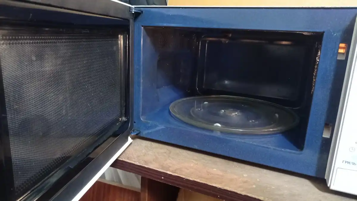 Продам СВЧ Samsung 20л