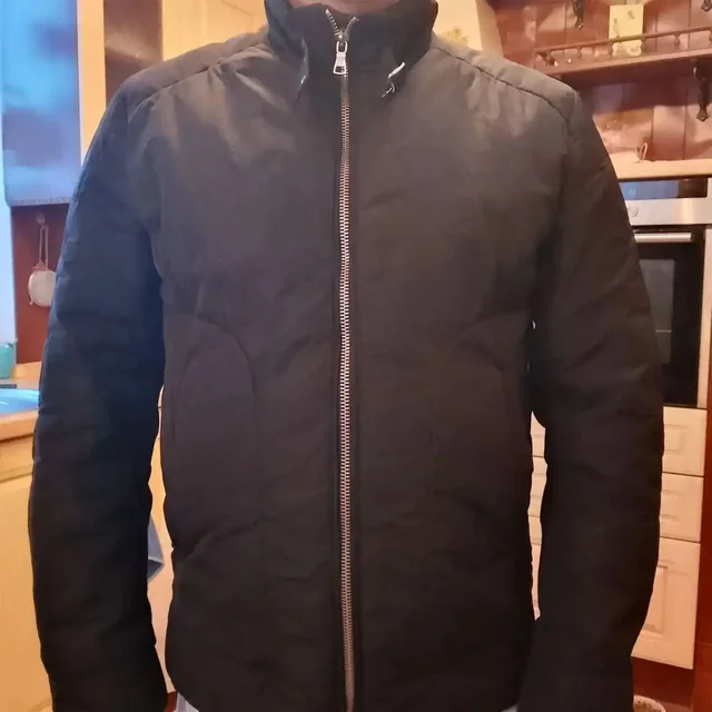 Продажа мужской и женской верхней одежды - Женская одежда и обувь в Тюмень