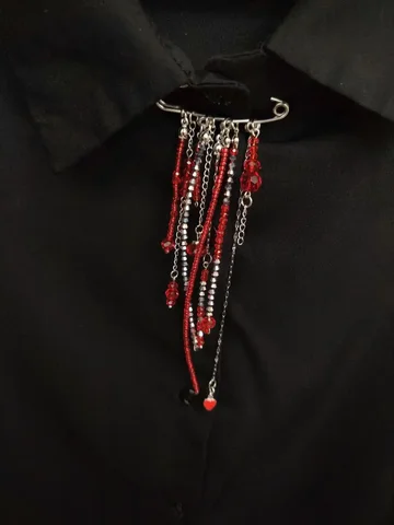 Брошь для весеннего образа - Электротранспорт в Тюмень