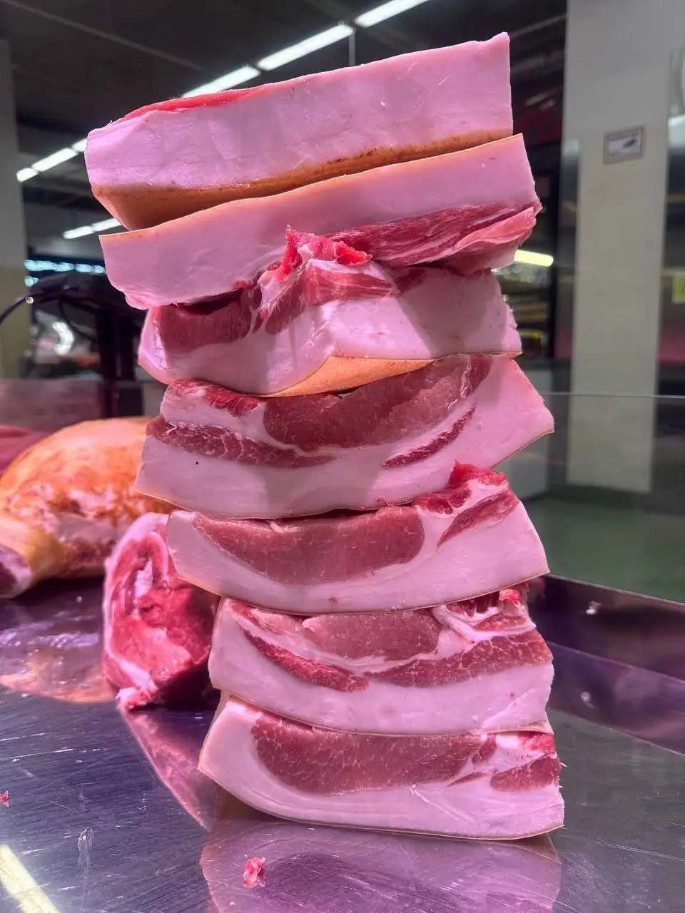 Свежее домашнее сало для засолки - Продукты питания (Барахолка) в Тюмень