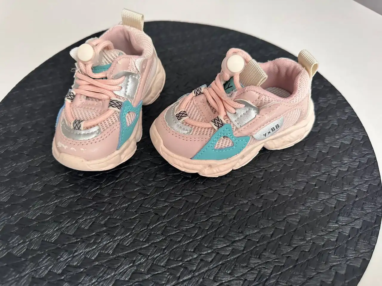 Кроссовки для девочки 13 см - Обувь (Товары для детей) в Тюмень