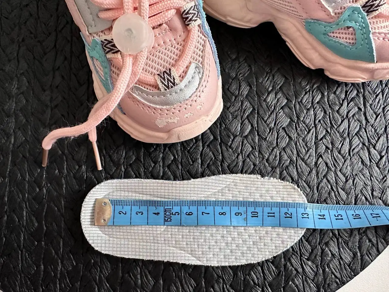 Кроссовки для девочки 13 см - Обувь (Товары для детей) в Тюмень