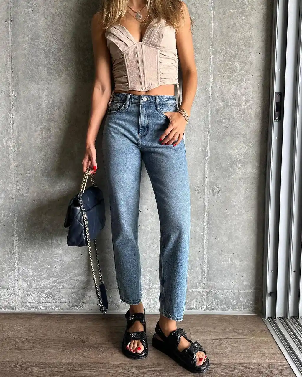 Продам новые джинсы и свитер