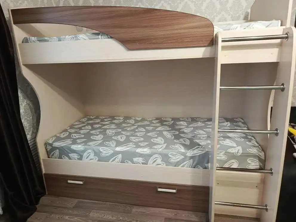 Продам кровать