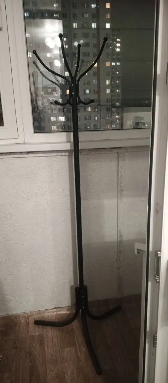 Продам вешалку