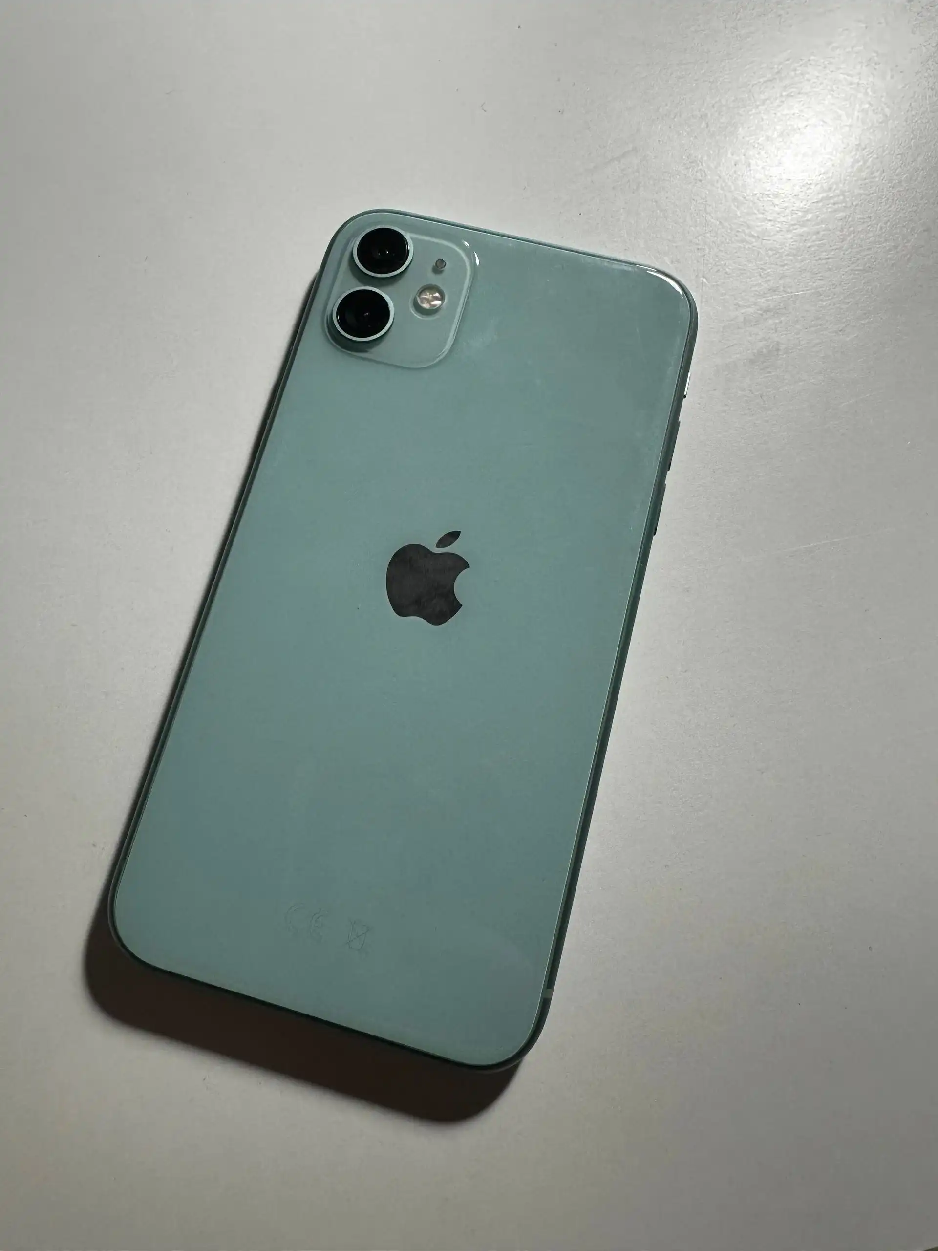 Продам iPhone 11 256 ГБ