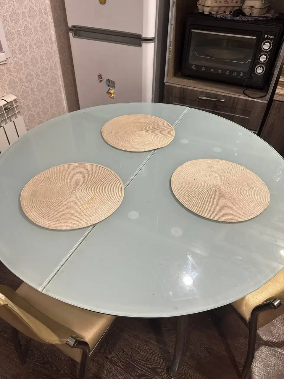 Продам стол в хорошем состоянии - Мебель (Для дома и дачи) в Ульяновск