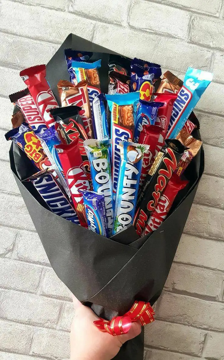 Сладкие букеты из конфет на 8 марта - Подарки (Барахолка) в Ульяновск