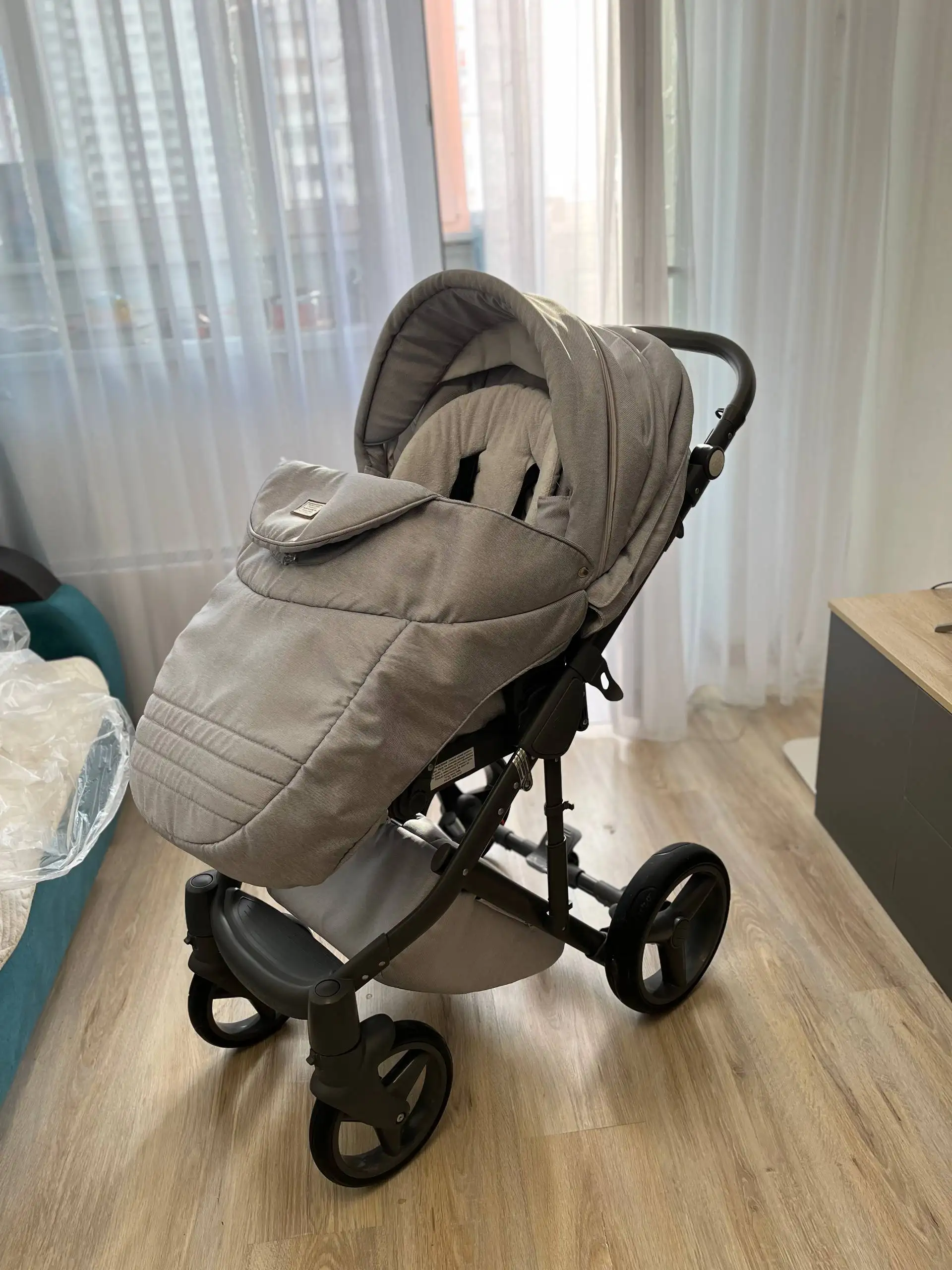 Продаётся коляска Adamex Luciano 2 в 1 - Детские коляски (Товары для детей) в Ульяновск