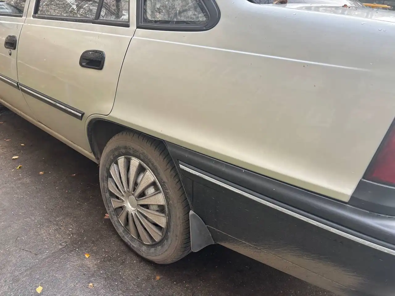 Продам кондиционер 2007 года на 3 хода - Барахолка в Краснодар