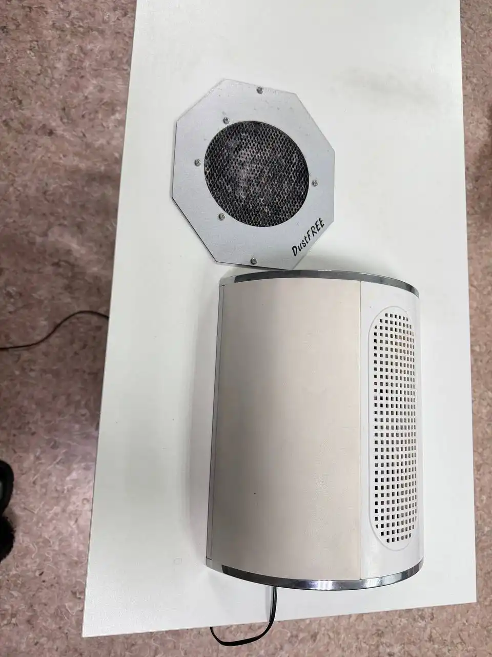 Продажа маникюрного стола с вытяжкой - Косметологическое оборудование (Готовый бизнес и оборудование) в Краснодар