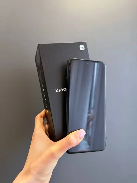 Продажа Xiaomi Mi 14 Ultra 512 ГБ черный - Фото- и видеотехника в Краснодар