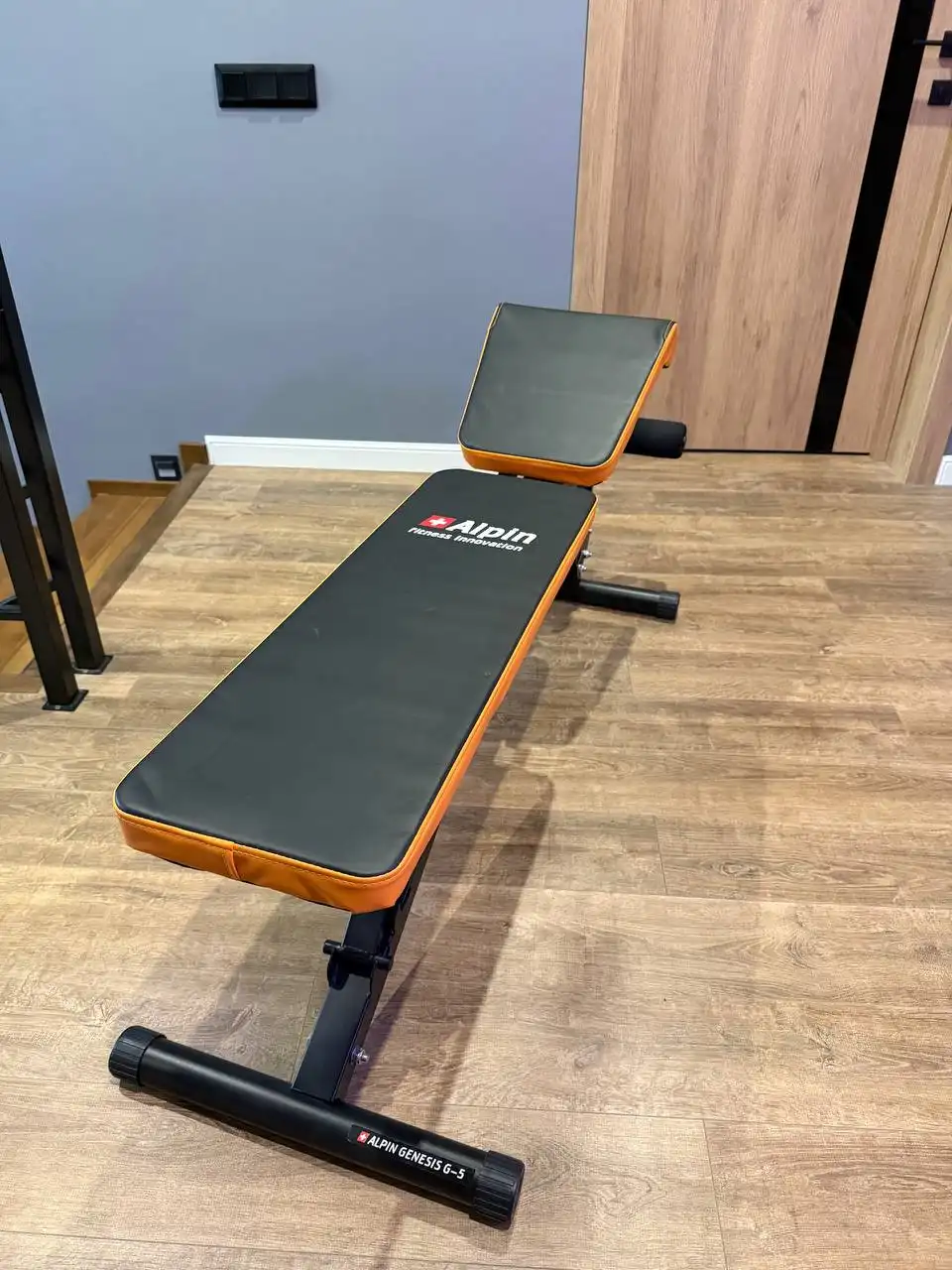 Силовая скамья Alpin Genesis G-5 - Спортивное оборудование (Хобби и отдых) в Краснодар
