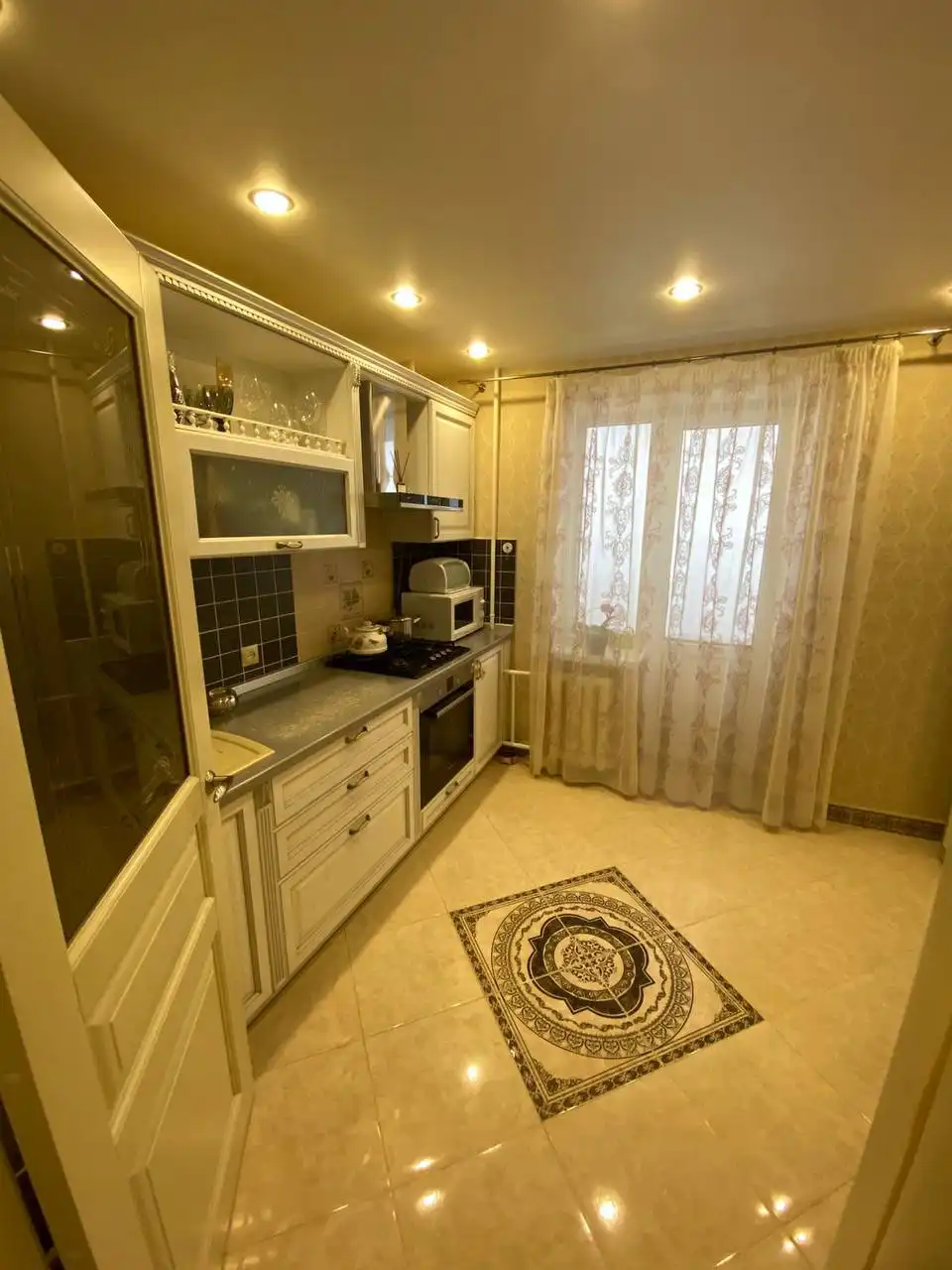 2-к квартира 69.5 кв. м на 1 этаже 6-этажного дома в Краснодаре - Квартиры (Недвижимость) в Краснодар