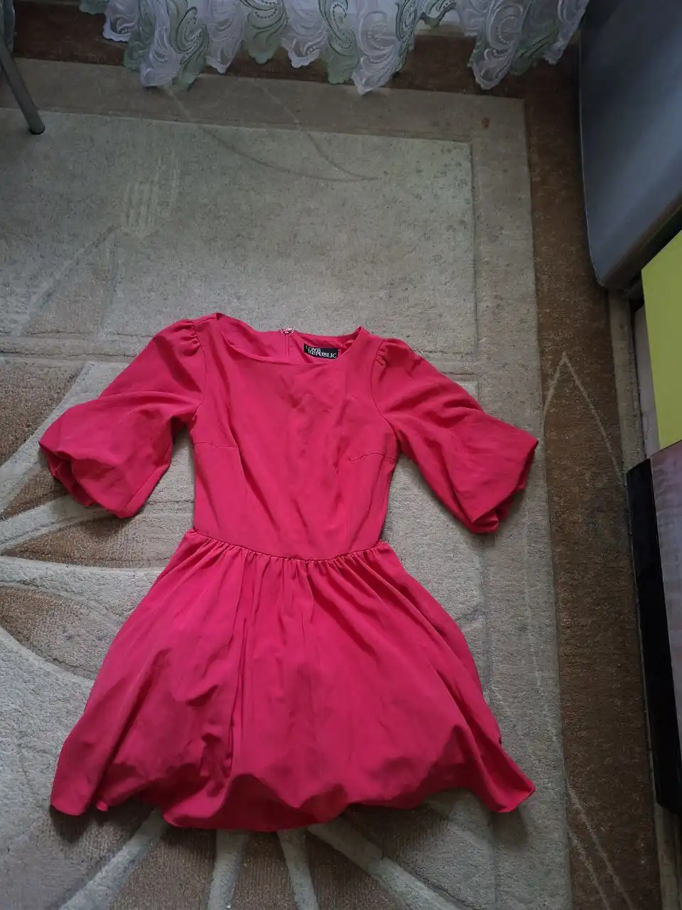 Одежда размер 42 в идеальном состоянии - Одежда в Краснодар