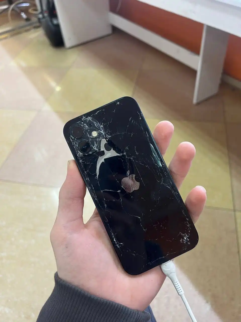 Мастер по ремонту мобильной техники в Краснодаре - Ремонт техники (Услуги) в Краснодар