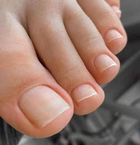 Модель для педикюра в портфолио - Частный мастер в Краснодар