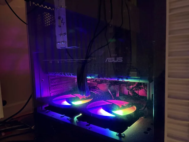 Продажа игрового ПК с RTX 5070 и Ryzen 5 7400F - Электроника в Краснодар