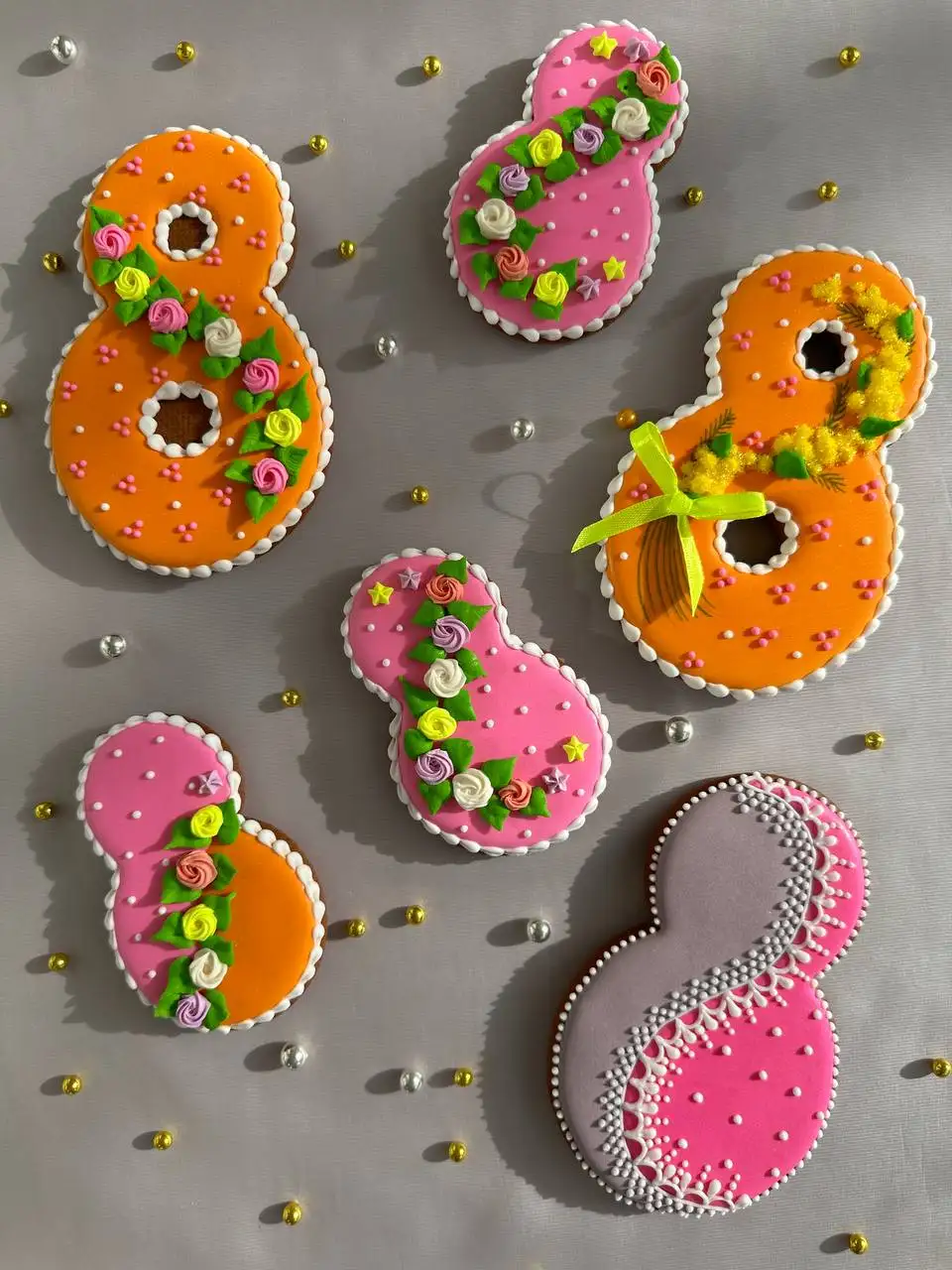 Имбирные пряники к 8 марта с ручной росписью - Ручная работа/Кондитерские изделия (Хобби и отдых) в Краснодар