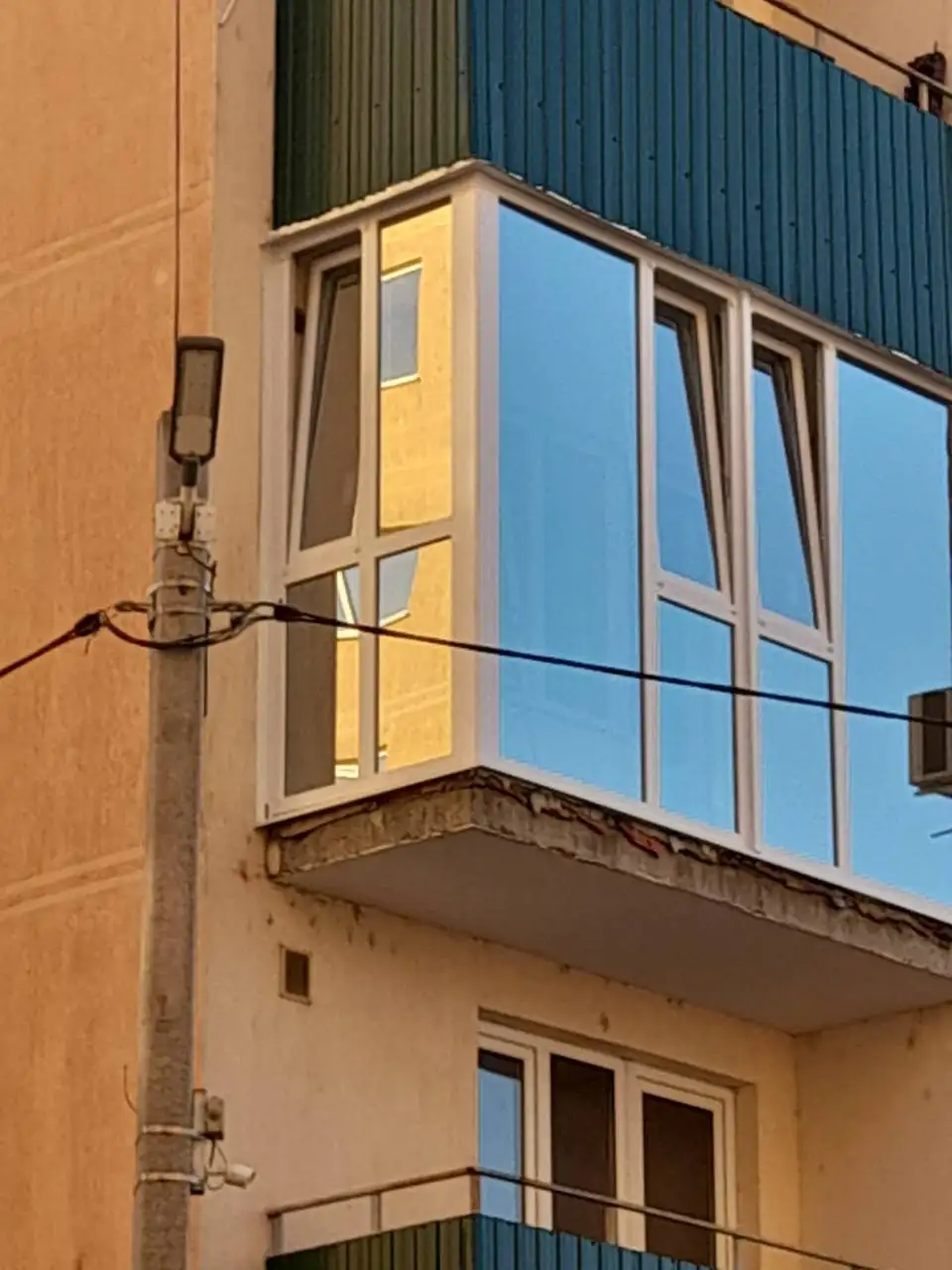 Остекление домов, балконов и лоджий с установкой алюминиевых конструкций и заменой стеклопакетов - Остекление и установка окон (Услуги) в Краснодар