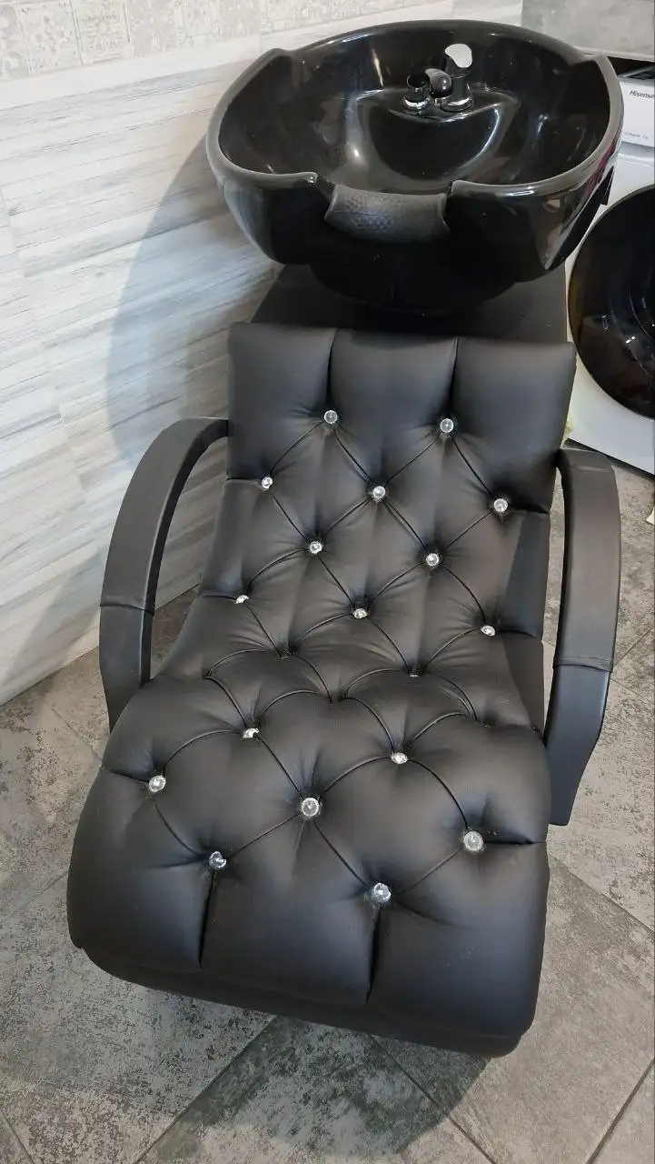 Парикмахерское кресло-мойка для волос - Парикмахерское оборудование (Барахолка) в Краснодар