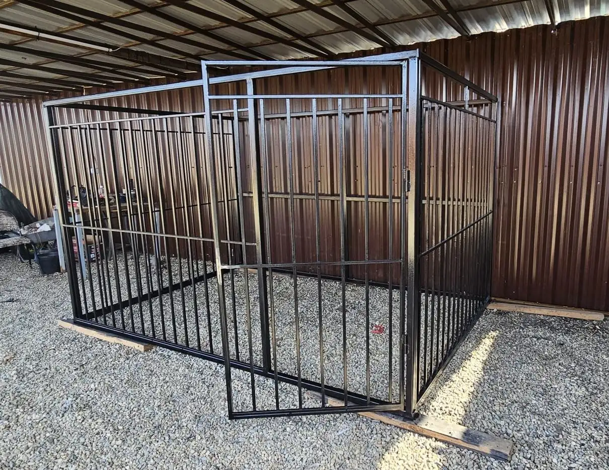 Продается вольер из профтрубы - Сад и огород (Для дома и дачи) в Краснодар