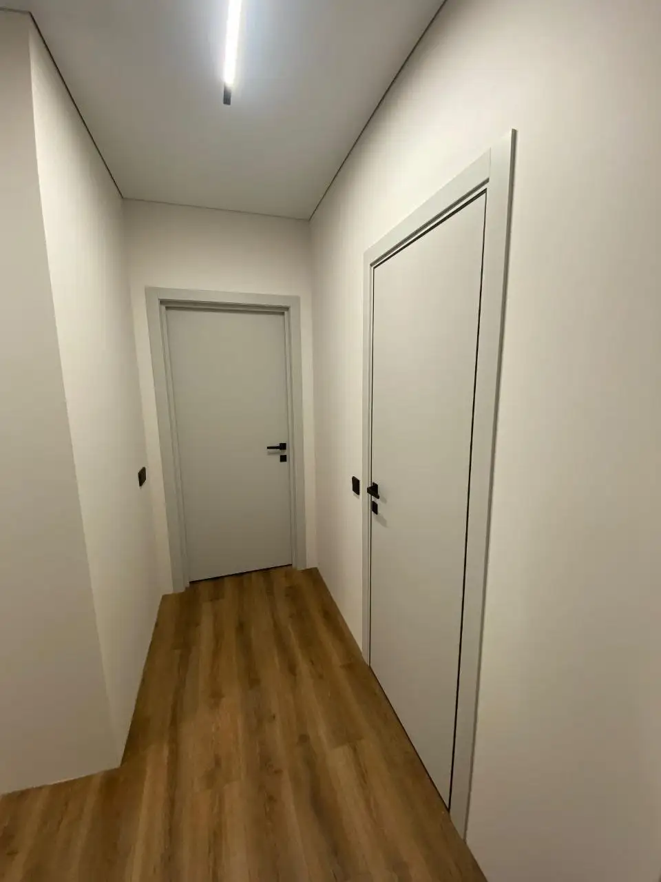 Установка межкомнатных дверей в Краснодаре - Ремонт и строительство (Услуги) в Краснодар