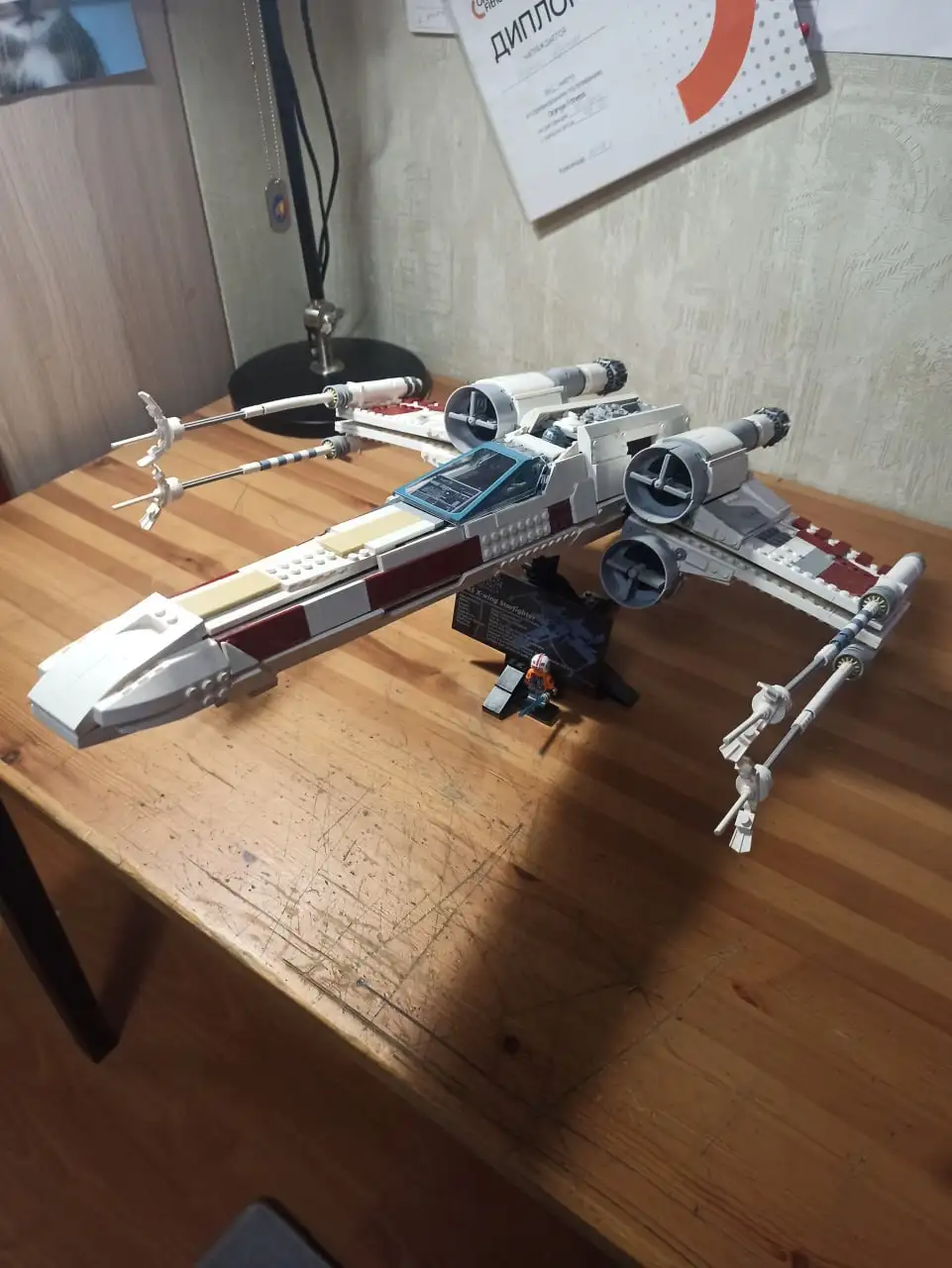 Продам конструктор Lego Star Wars Звездный истребитель X-Wing - Конструкторы (Хобби и отдых) в Краснодар