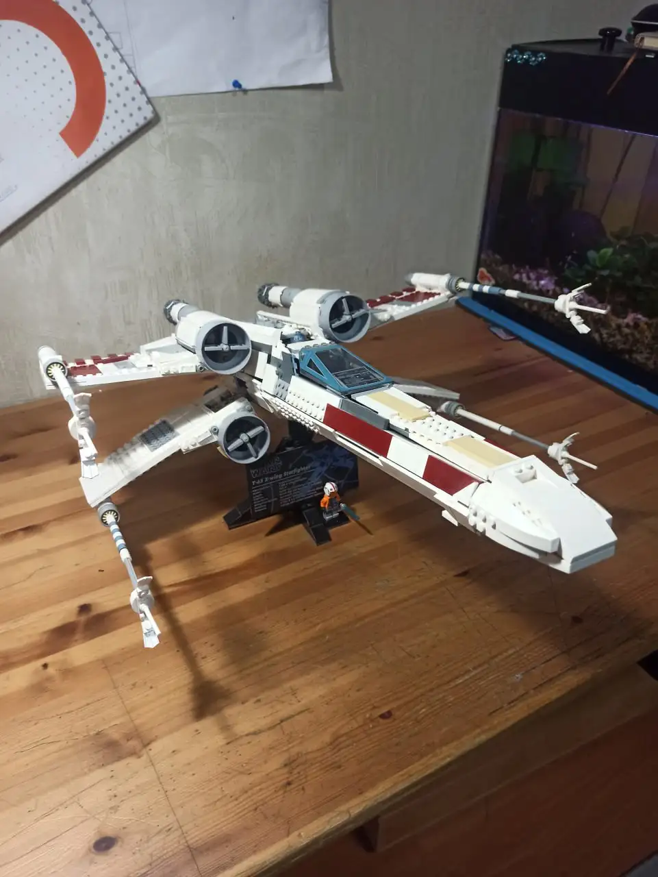 Продам конструктор Lego Star Wars Звездный истребитель X-Wing - Конструкторы (Хобби и отдых) в Краснодар