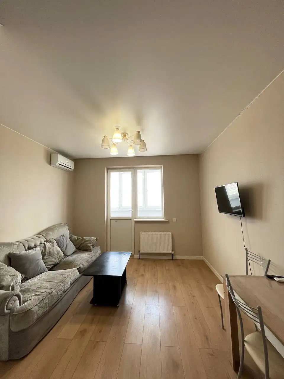 Студия в аренду на длительный срок - Аренда жилья (Недвижимость) в Краснодар