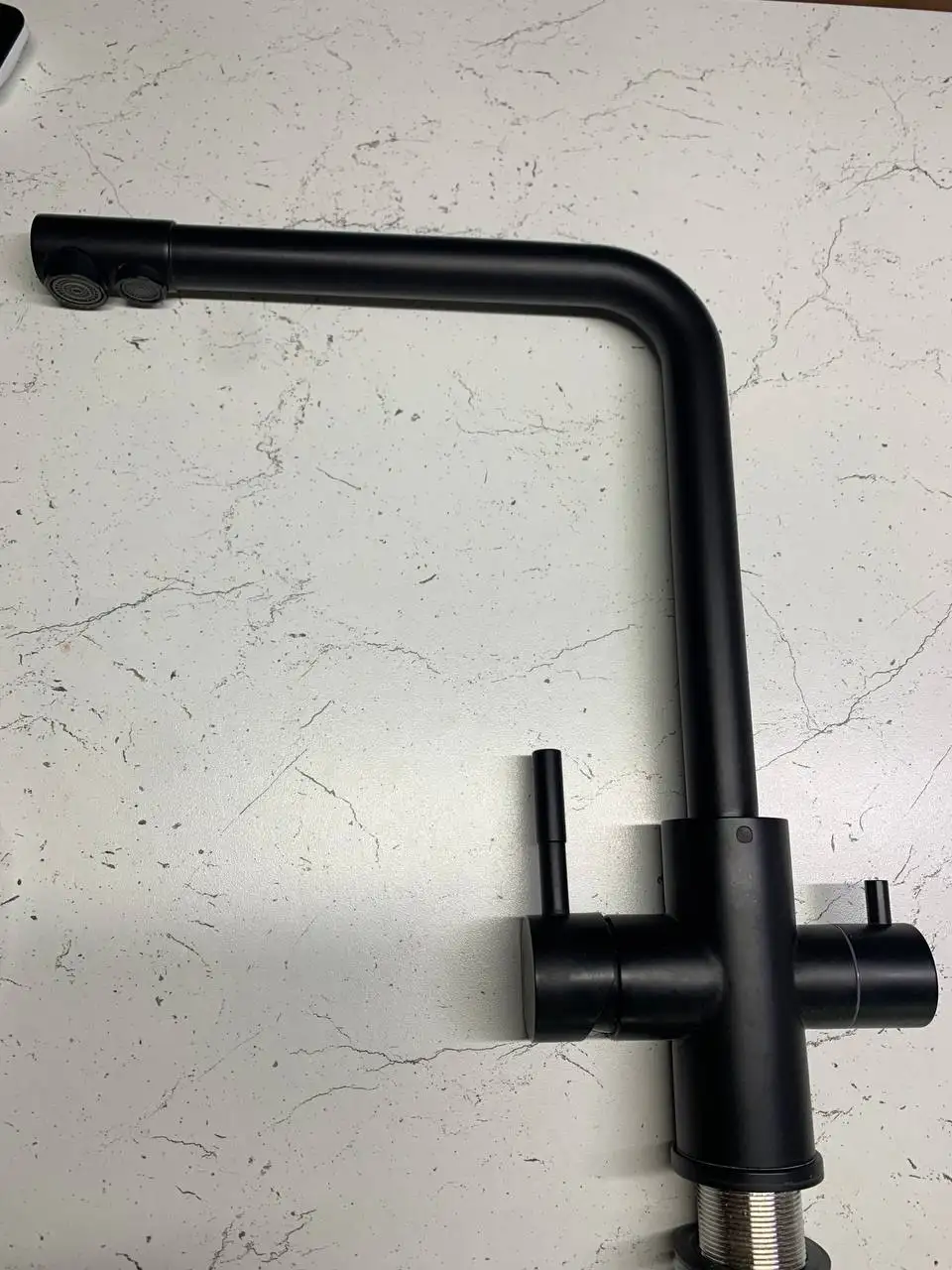 Продам смеситель в отличном состоянии - Сантехника (Для дома и дачи) в Краснодар