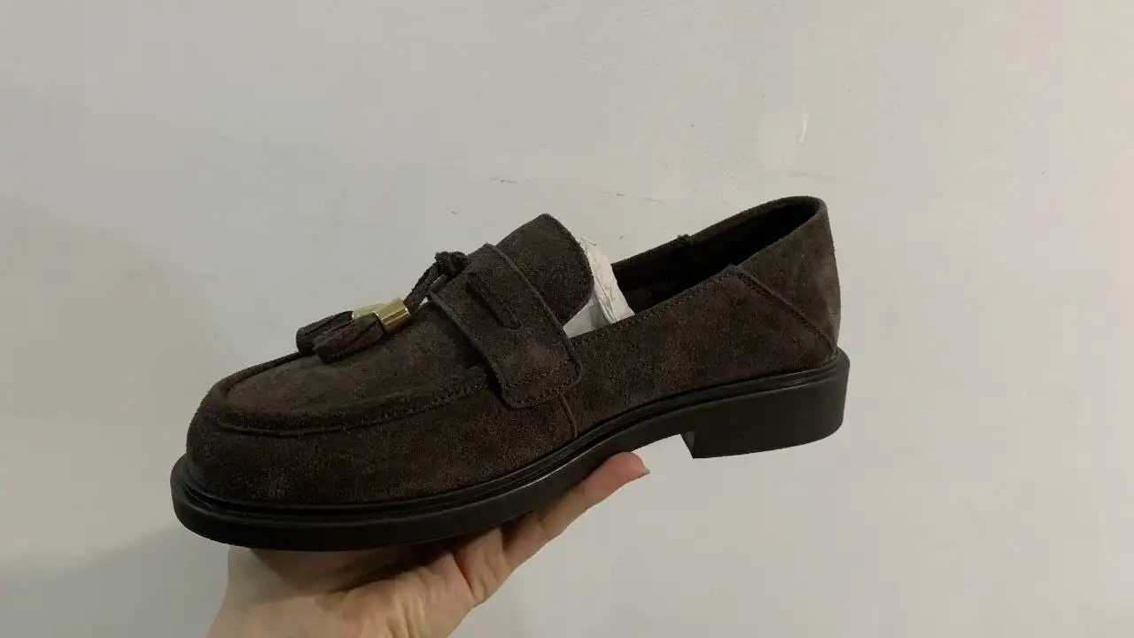 Замшевые лоферы на низком каблуке размер 39 - Обувь (Одежда) в Краснодар