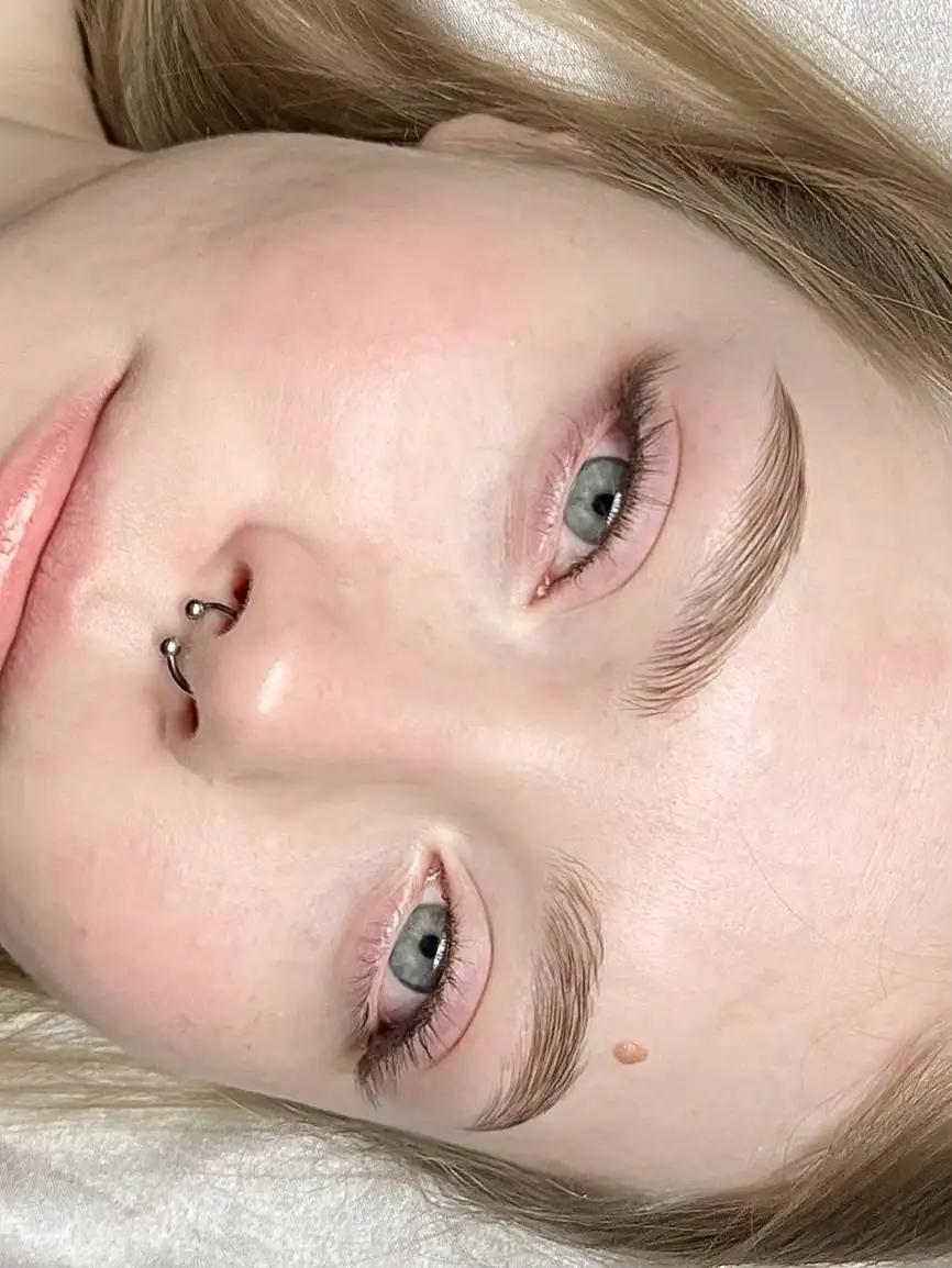 Ищу моделей на наращивание ресниц - Красота и здоровье (Услуги) в Краснодар