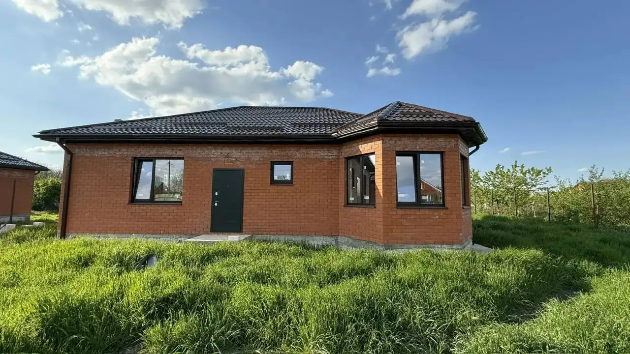 Продается дом на участке 6 соток в станице Старомышастовской - Дома (Недвижимость) в Старомышастовская