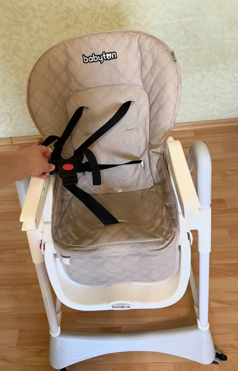 Продам стульчик для кормления Babyton - Мебель для детей (Товары для детей) в Краснодар