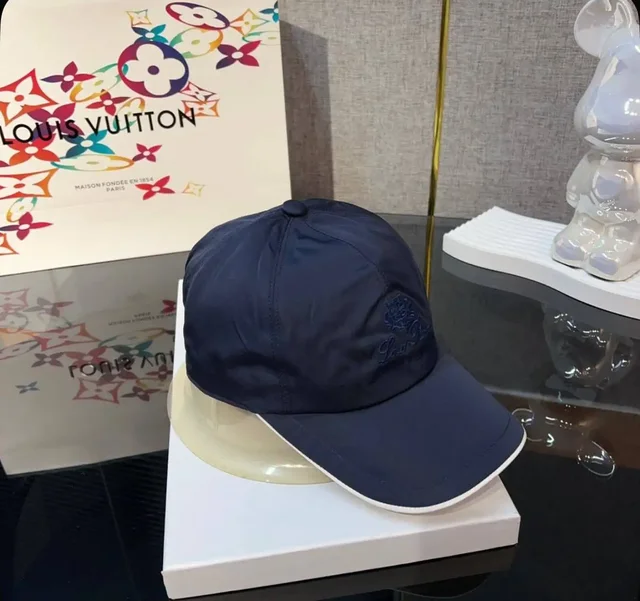 Продажа кепок Loro Piana качество люкс - частное объявление в Краснодар