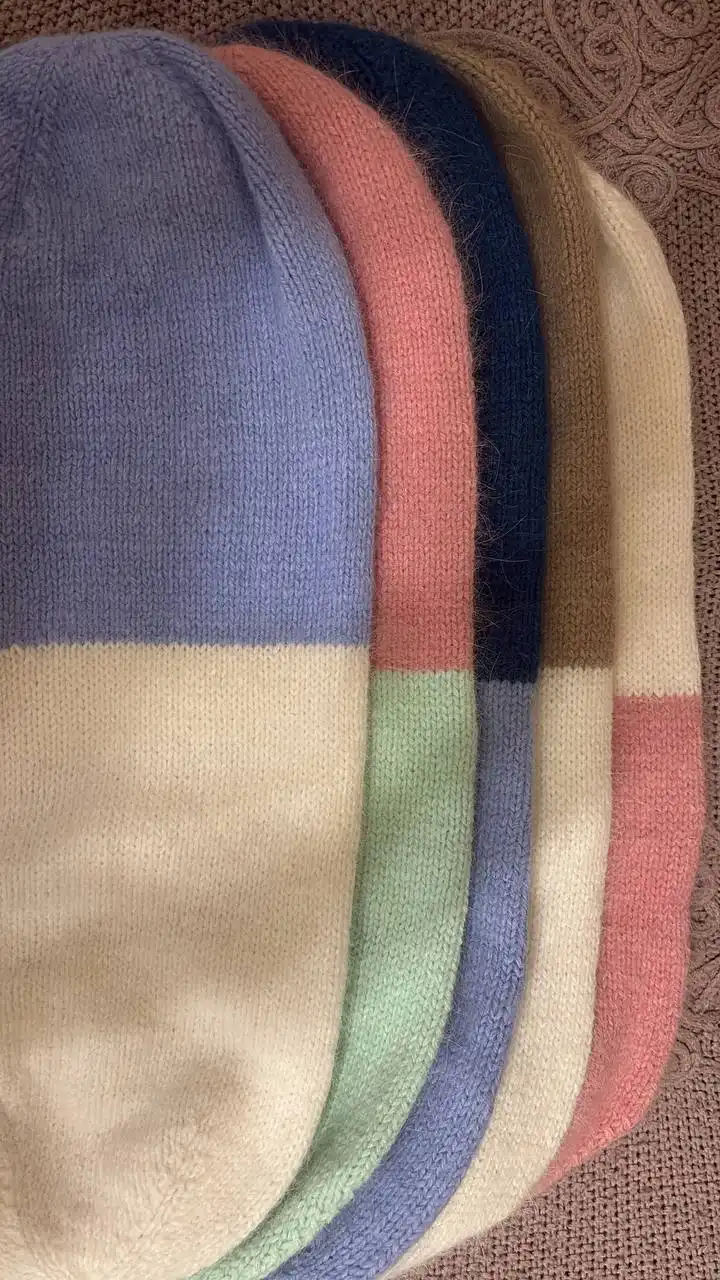 Шапки ручной вязки из шерсти, ангоры и пуха норки - Головные уборы (Одежда) в Краснодар