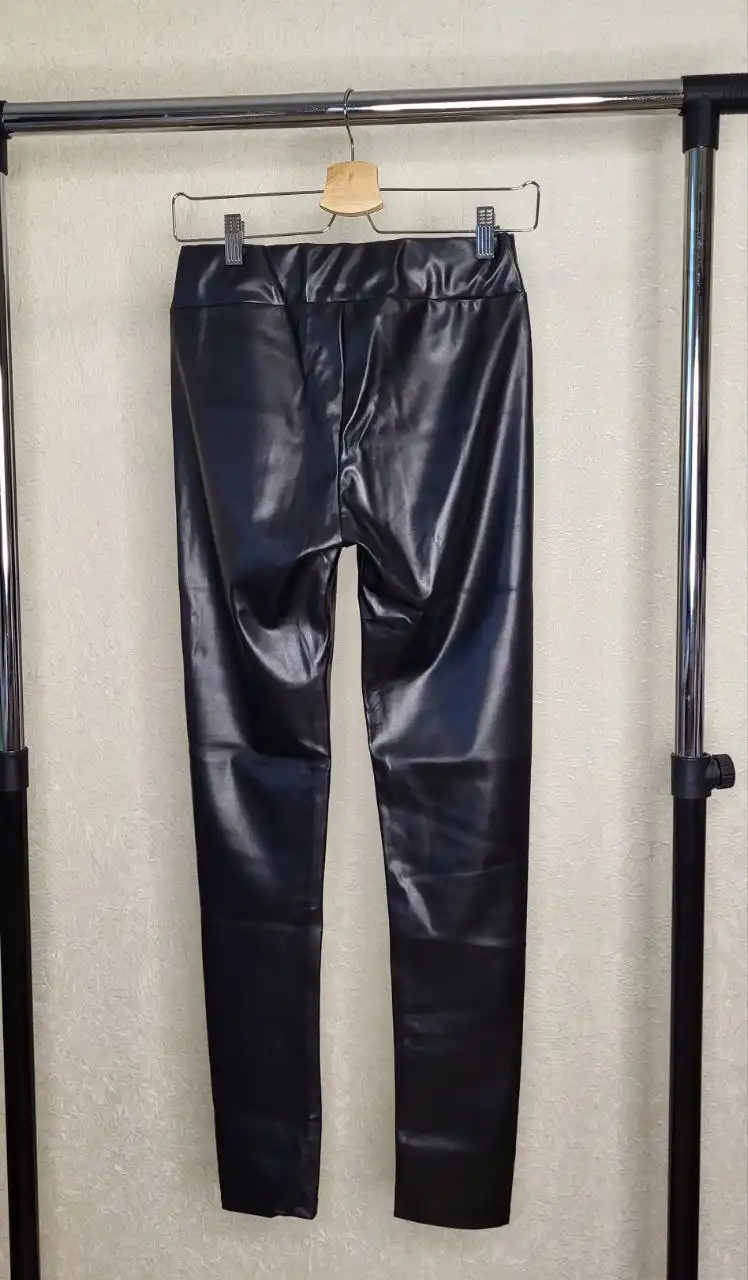 Лосины - брюки из экокожи новые размер L