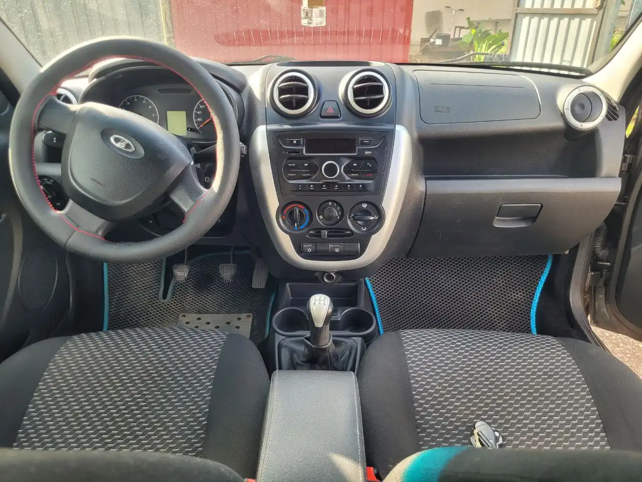 Продам Lada Granta 2017 года