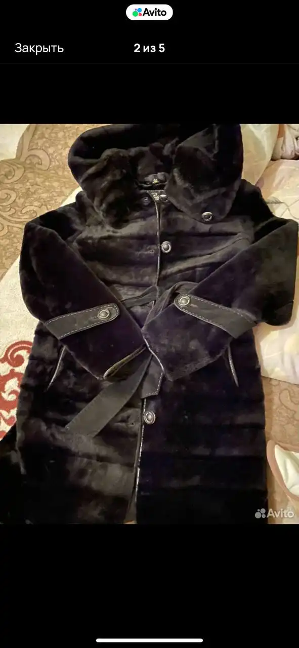 Продажа теплых вещей: шуба и пуховик