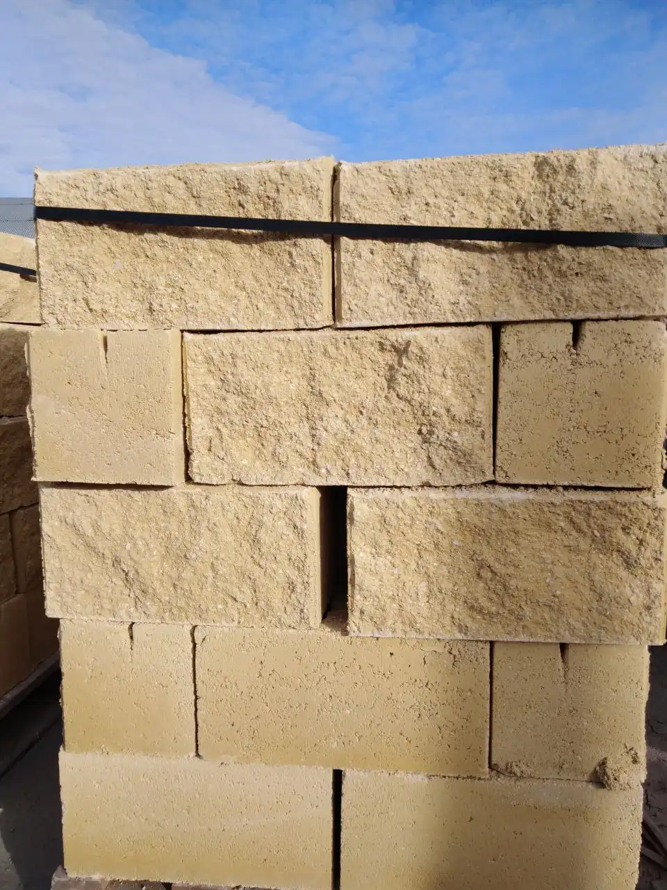 Строительные материалы: стеновые блоки, тротуарная плитка, цемент - Строительные материалы (Для дома и дачи) в Самара