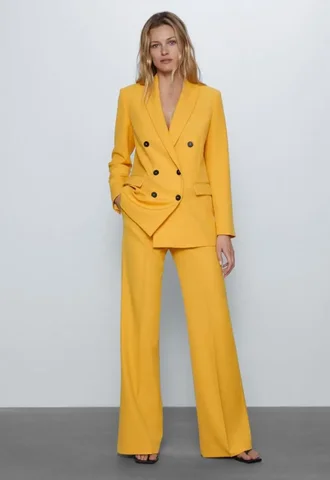 Брючный костюм женский Zara XS - Костюмы в Самара