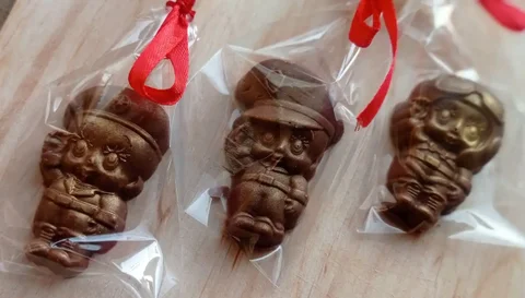 Шоколадные фигурки к 23 февраля - Хобби и отдых в Самара