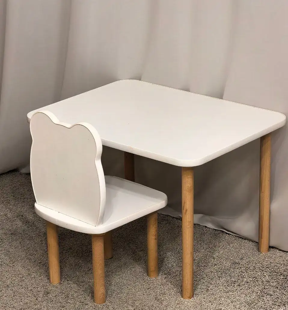 Стол и стул в хорошем состоянии - Мебель (Для дома и дачи) в Самара