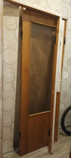 Две деревянные двери с дверными блоками - Семена в Самара